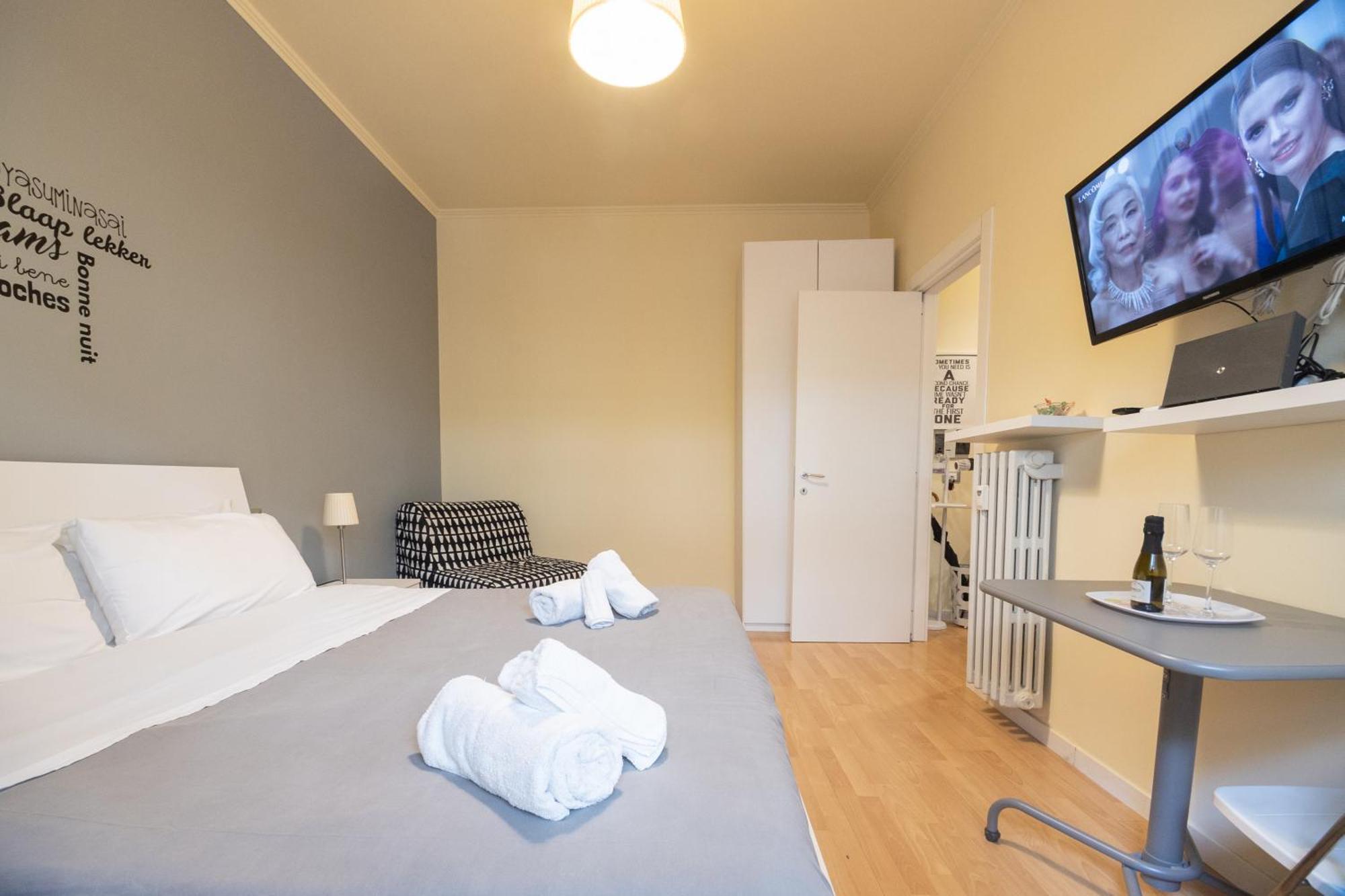 Le Piazze Di Roma Sweet Apartment ภายนอก รูปภาพ