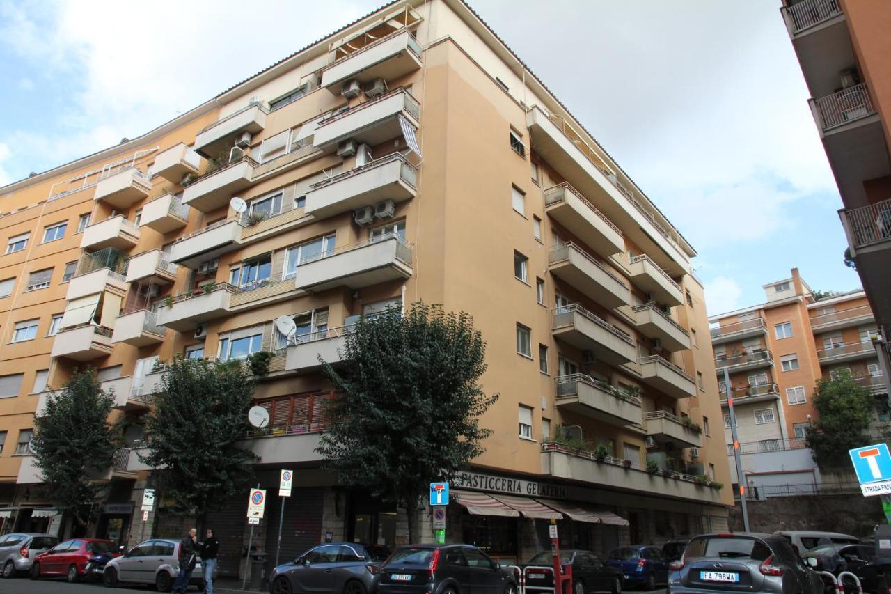 Le Piazze Di Roma Sweet Apartment ภายนอก รูปภาพ